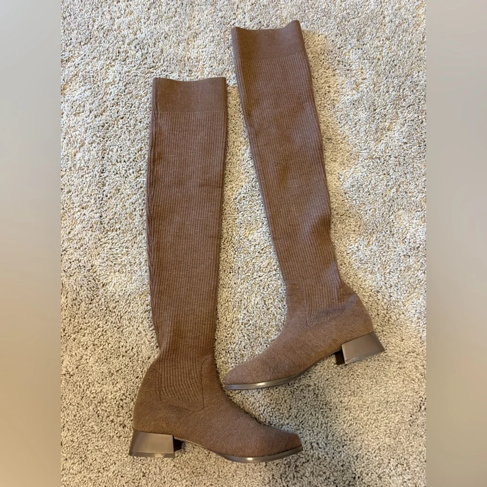 NEW VIVAIA Madeline Round-Toe Over-the-Knee Wool Boots